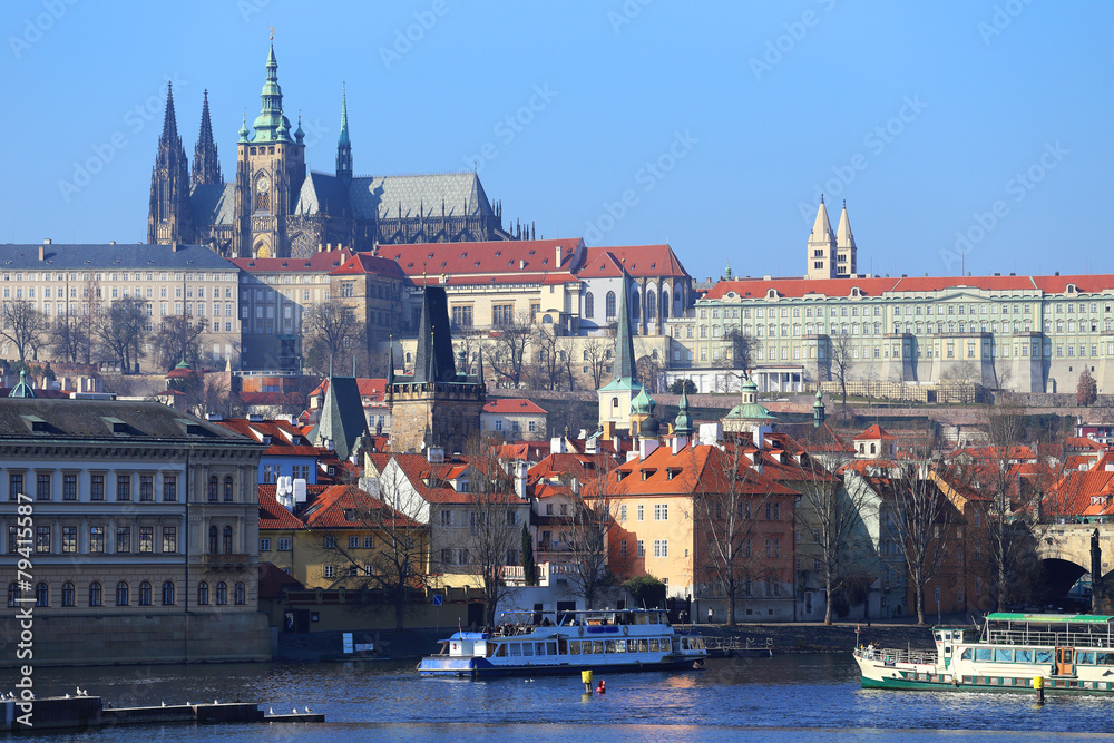 Obraz premium Prague gothic Castle above River Vltava, Czech Republic