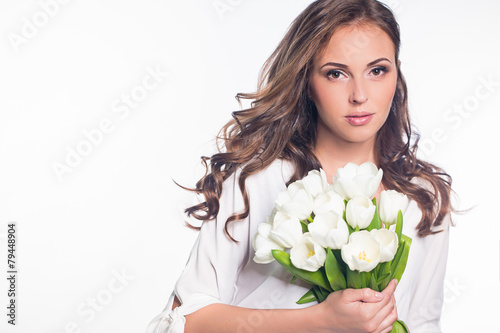 Woman with pulip flowers