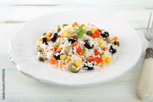 insalata di riso con verdure photo