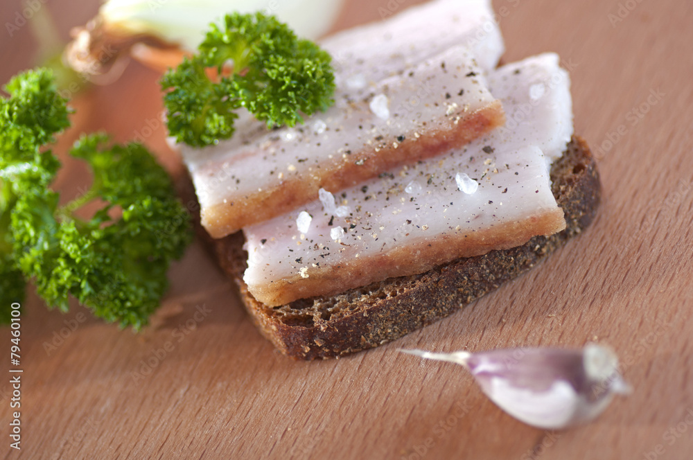 Sandwich with salted lard Sandwich with salted lard