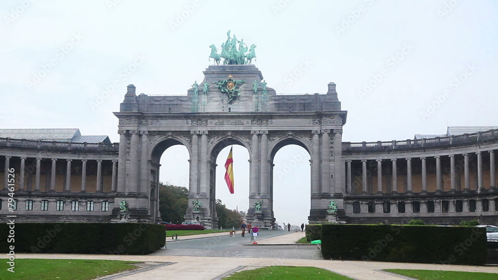 Triumphal Arch in Brussels in the morning Triumphal Arch in Brussels in the morning