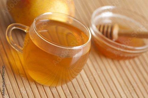 Jasmine tea with honey