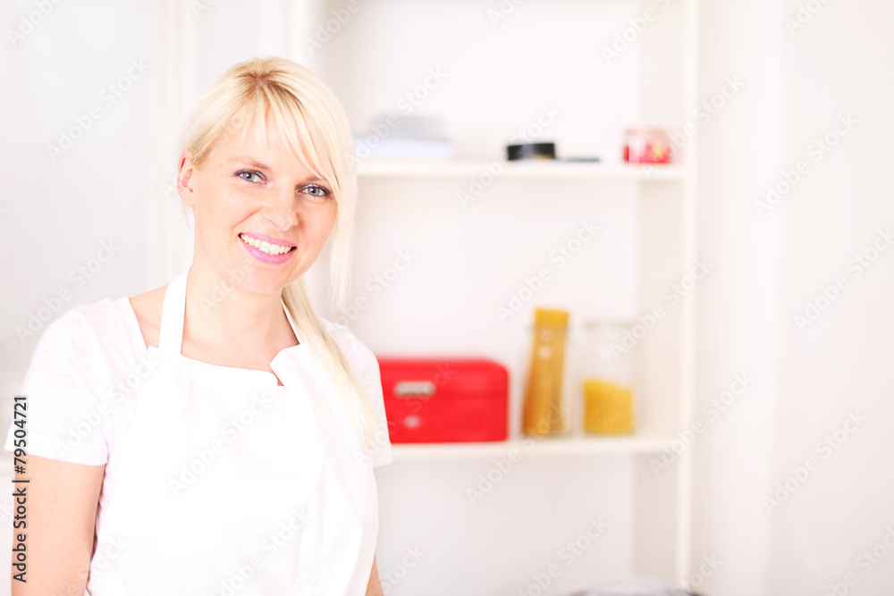 glückliche Hausfrau glückliche Hausfrau