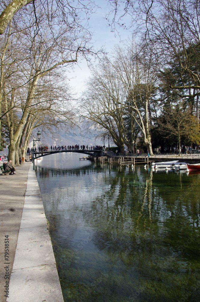 Fototapeta premium canal du thiou-annecy