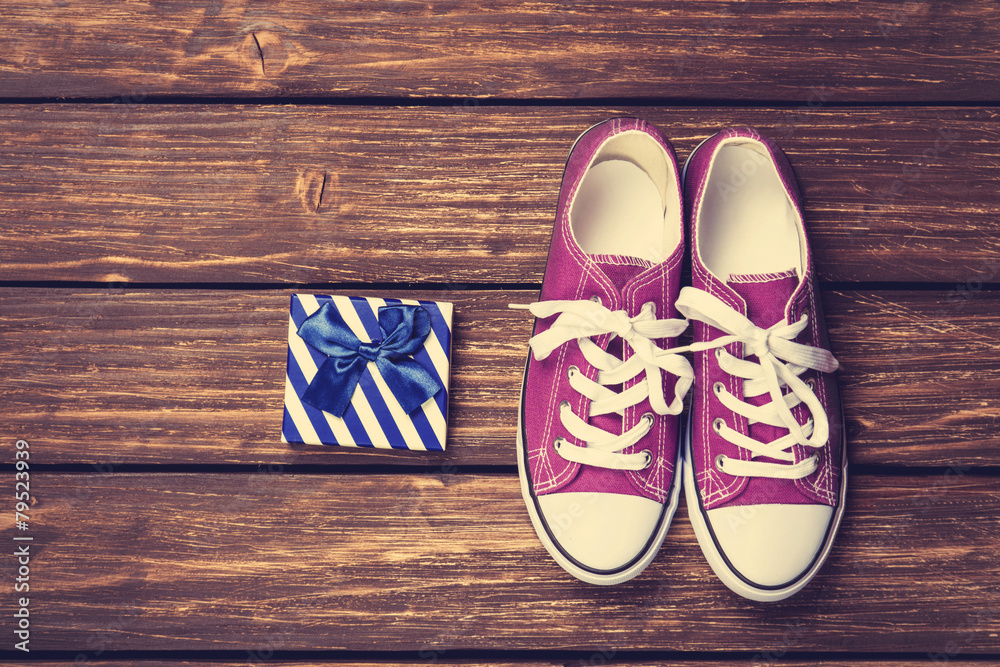 Gumshoes with white shoelaces and gift box Gumshoes with white shoelaces and gift box