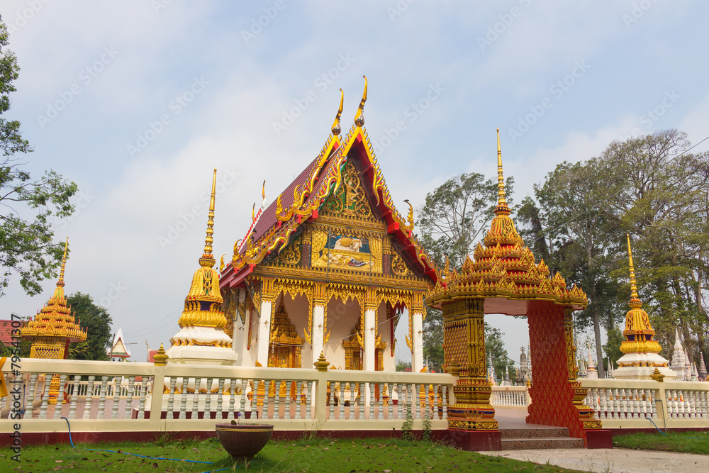 temple with sky background at wat srimahaphot