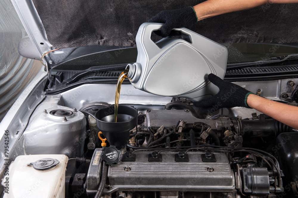 Fototapeta premium engine oil cap