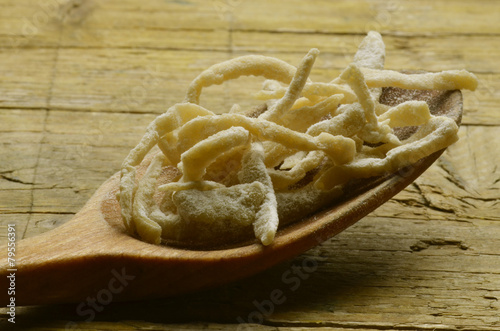 Pasta Silvana all'uovo fatta in casa Cucina italiana photo