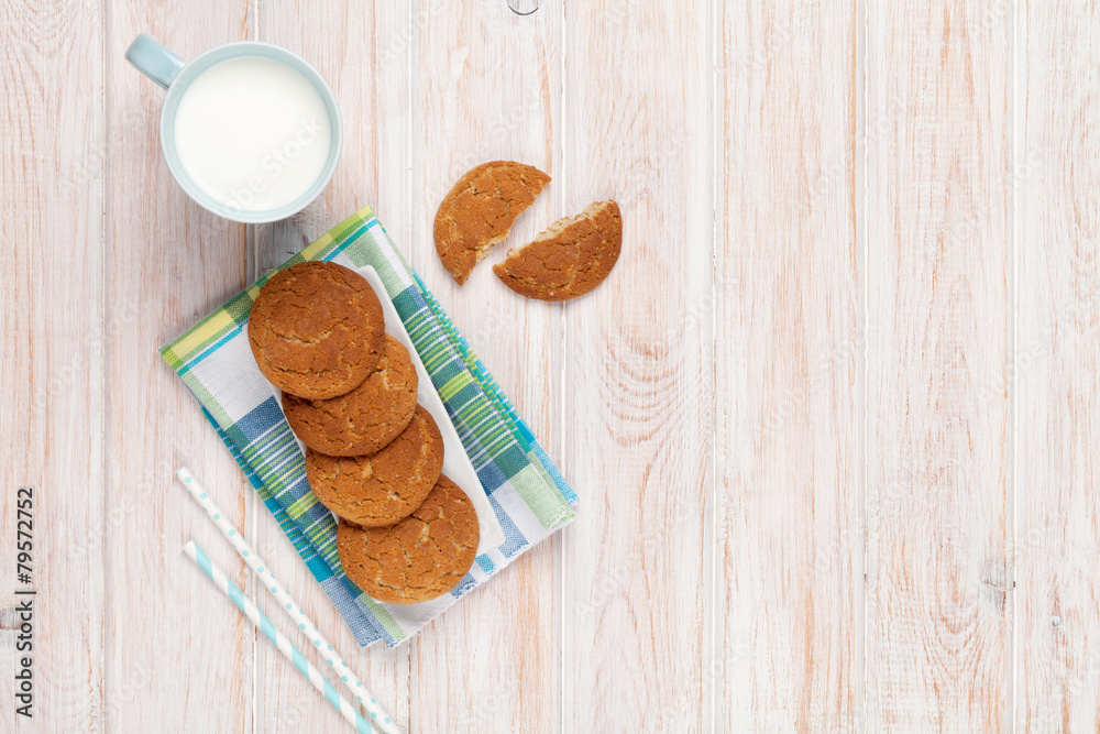 Cup of milk and gingerbread cookies Cup of milk and gingerbread cookies