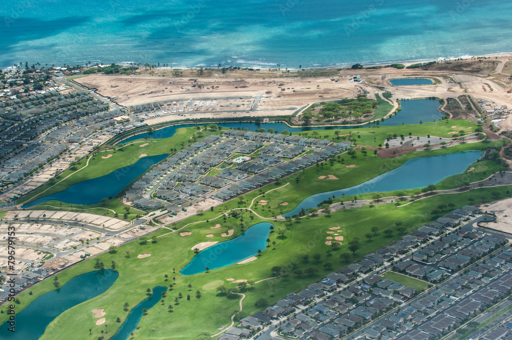 Fototapeta premium Aerial view of Hawaii beach and mountains