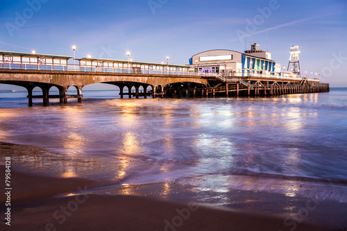 Valokuva Bournemouth Pier at night Dorset
