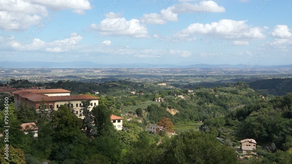 Scenes from around Montepulciano. Scenes from around Montepulciano.