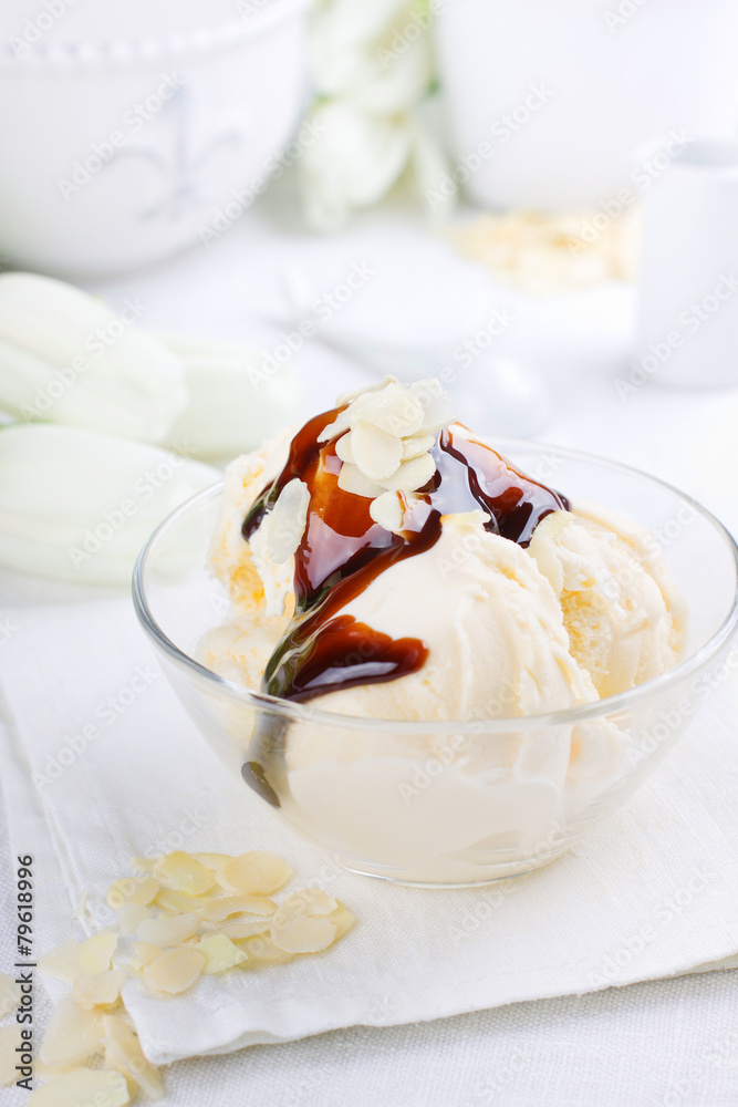 Ice cream with chocolate sauce