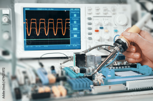 Cuadro en lienzo Electronics repair