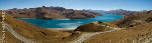 Panorama of Yamdrok Lake in Tibet