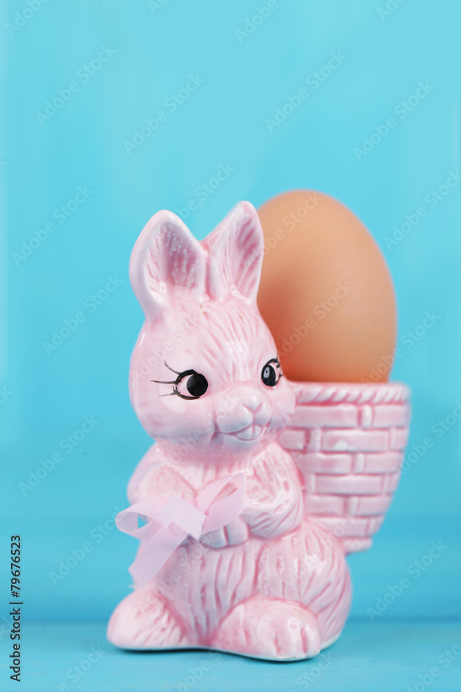 Fototapeta premium Lustiger Haseneierbecher
