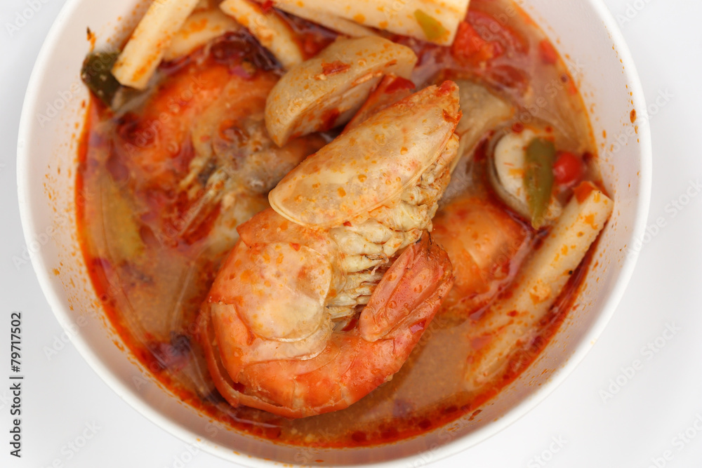 Tom Yum Goong - Thai hot and spicy soup with shrimp