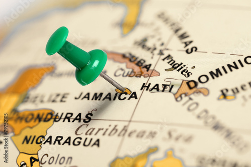 Tablou canvas Location Jamaica. Green pin on the map.