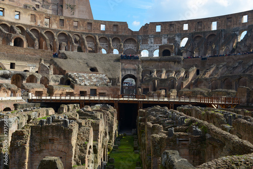 Interno ed esterno del Colosseo