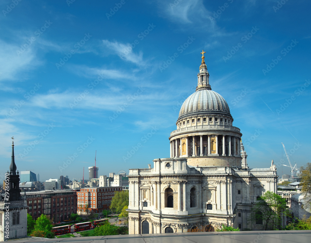 Obraz premium St. Paul's Cathedral in London