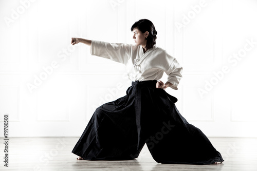 beautiful woman wearing a hakama engaged in kung Fu 4