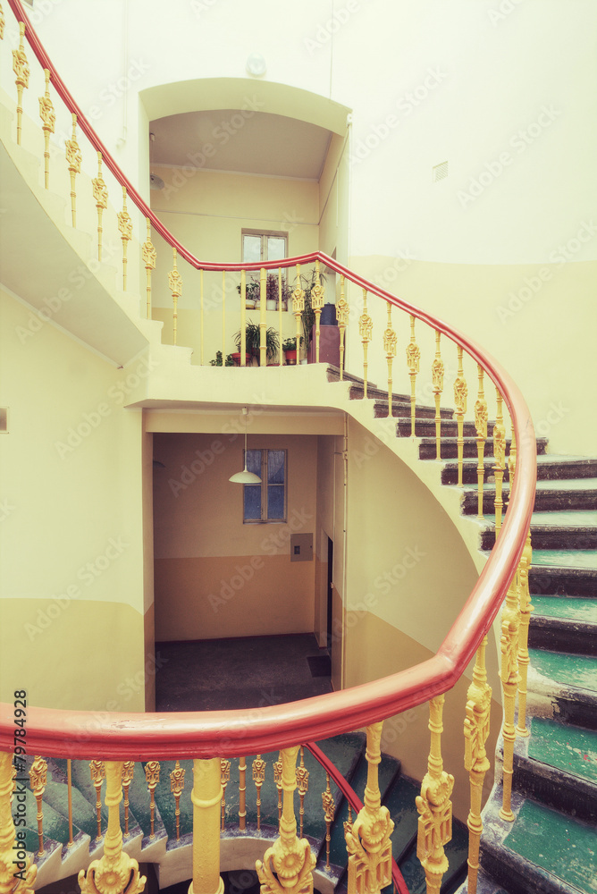 Obraz premium Zabytkowa klatka schodowa