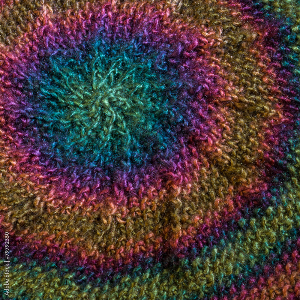 Radial Knitted multicolor pattern