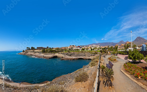 Fototapeta Naklejka Na Ścianę i Meble -  Beach in Tenerife island - Canary