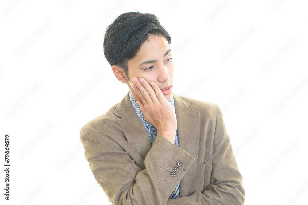 考える男性 考える男性