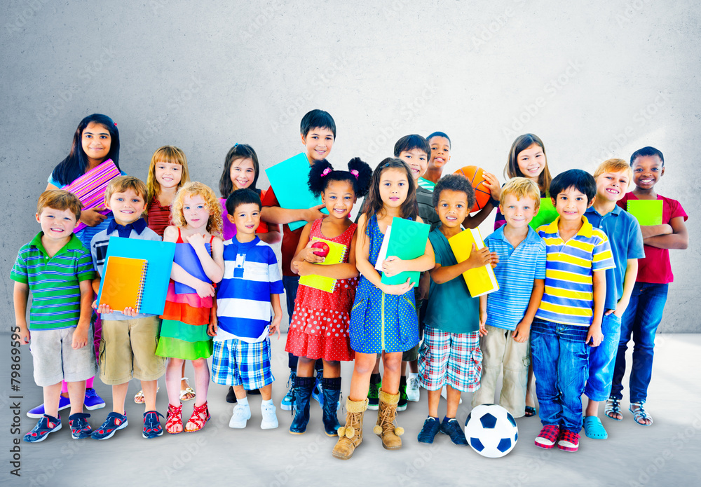 Obraz premium Multiethnic Children Smiling Happiness Friendship Concept