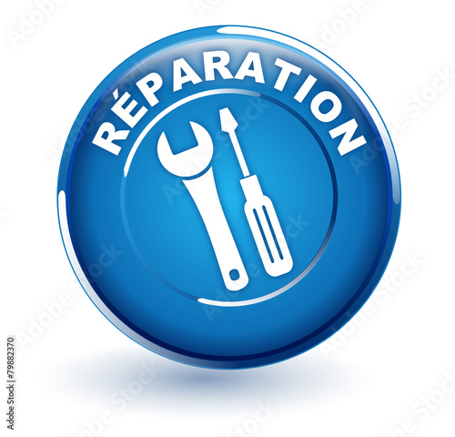 réparation et entretien sur bouton bleu