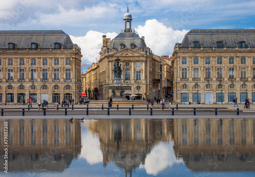 Bordeaux - Place de la Bourse © ptiptja