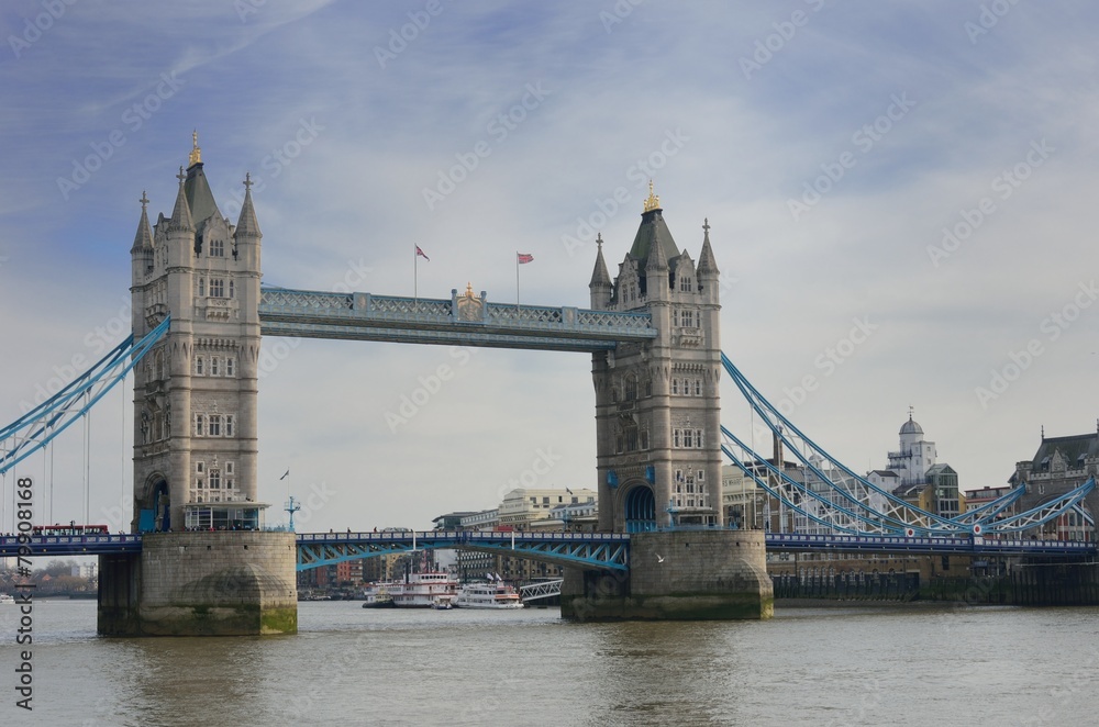 Fototapeta premium Tower Bridge from North bank