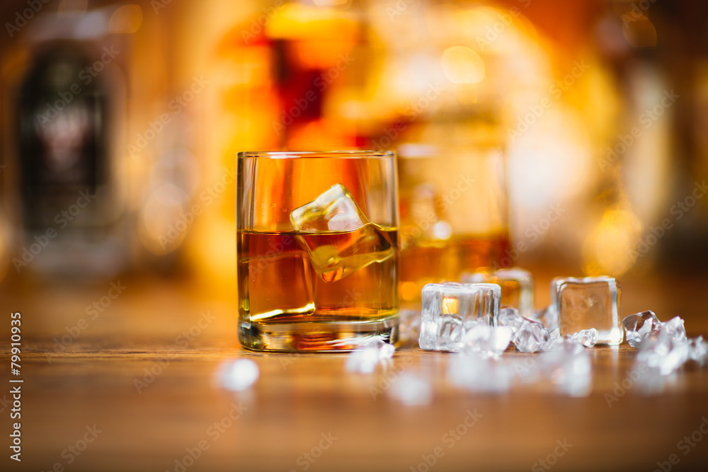 Whiskey drinks on wood Whiskey drinks on wood