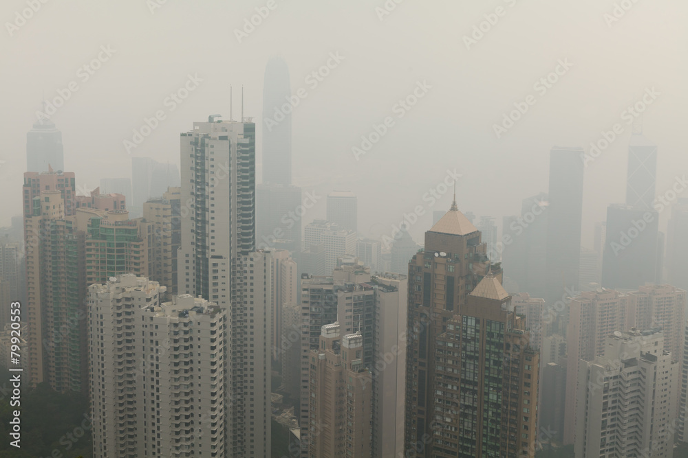 Fototapeta premium Ostrzeżenie przed smogiem w Hongkongu