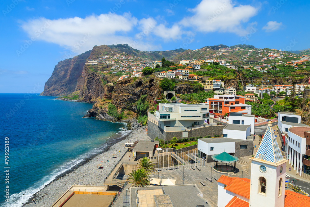 Obraz premium View of Cabo Girao cliff on coast of Madeira island, Portugal