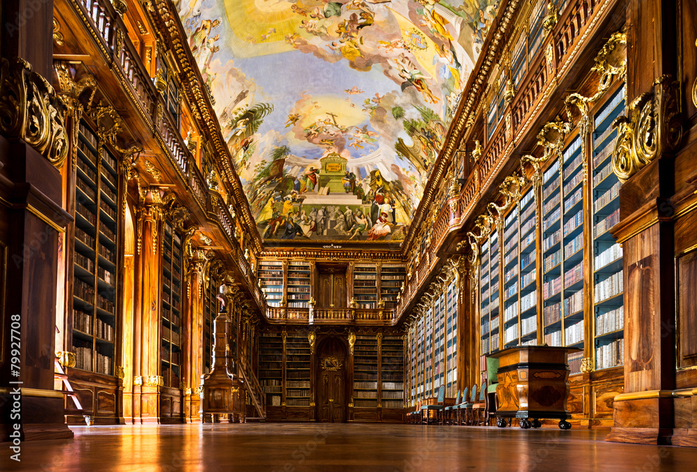 Obraz premium Wnętrze biblioteki klasztoru Strahov