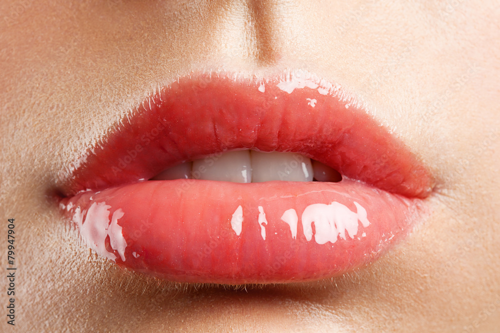 Fototapeta premium Perfect natural shiny lips
