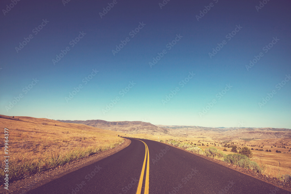 Fototapeta premium Road in prairie