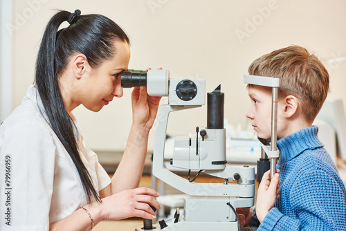 Ophthalmologist or optometrist worker