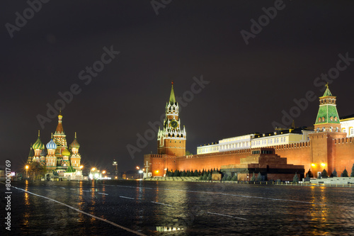 Москва. Красная площадь ночью.