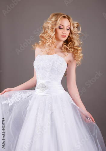 Portrait of Beautiful Young Fashion Bride.bride in white wedding