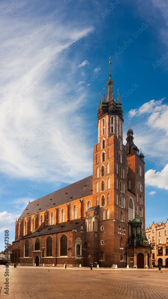 Naklejka premium St. Mary's church in Krakow, Poland