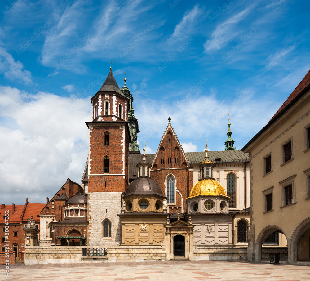 Wawel Cathedral in Krakow, Poland - obrazy, fototapety, plakaty 