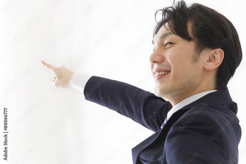 １人 男性 人物 日本人 東洋人 アジア人 若い 青年 屋内 爽やか ハンサム イケメン かっこいい 明るい 活発 オフィス 白 Stock Photo Adobe Stock