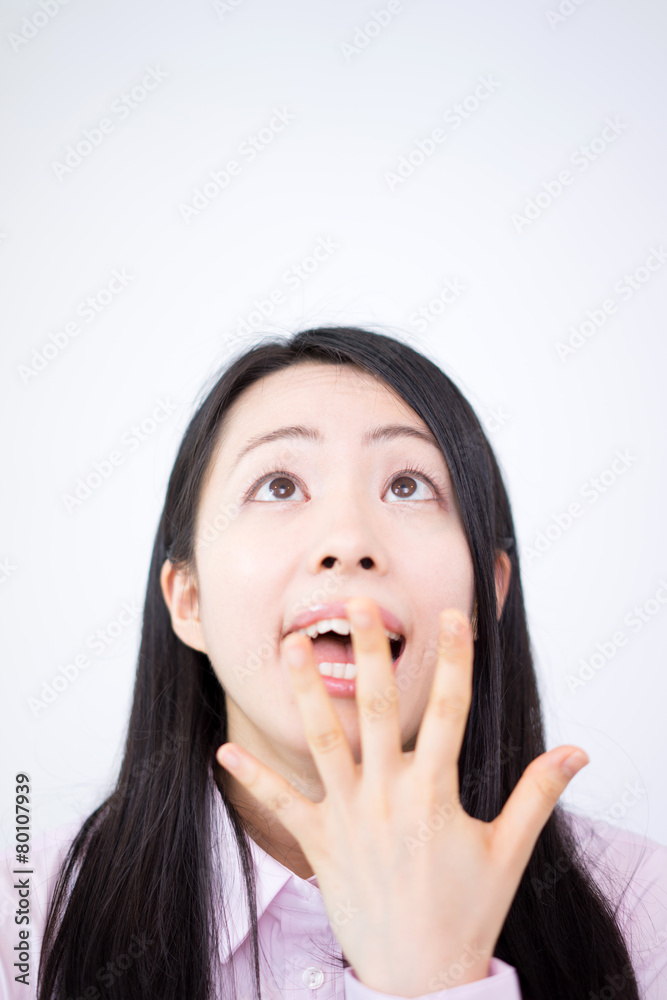 驚く女性 驚く女性