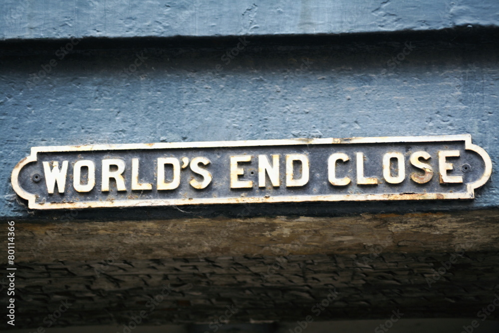 Obraz premium World's End Close street sign