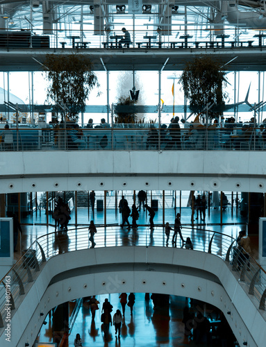 Valokuva People in modern shopping mall Vasco da Gama in Lisbon