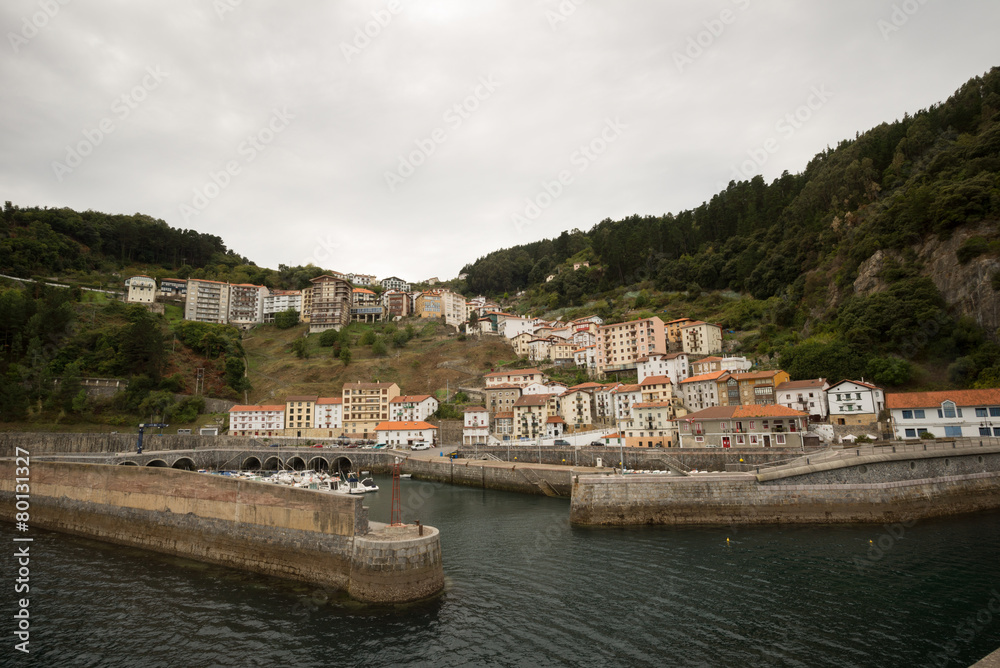 Panorámica de Elantxobe y su desnivel Panorámica de Elantxobe y su desnivel