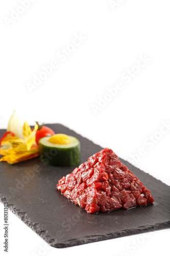 Tar-tar beaf meat pyramida view